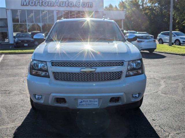 used 2008 Chevrolet Avalanche car, priced at $15,988