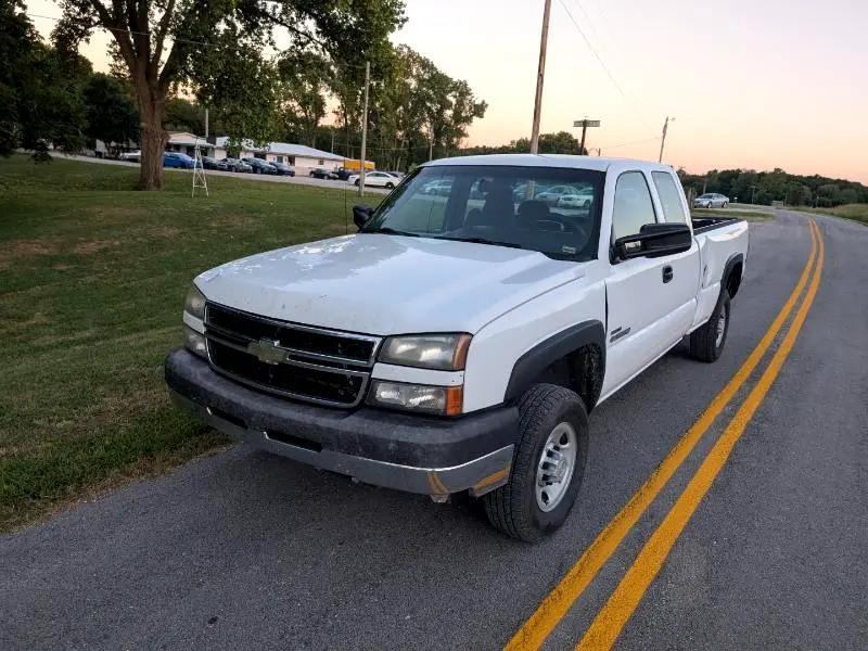 used 2006 Chevrolet Silverado 2500 car, priced at $11,900