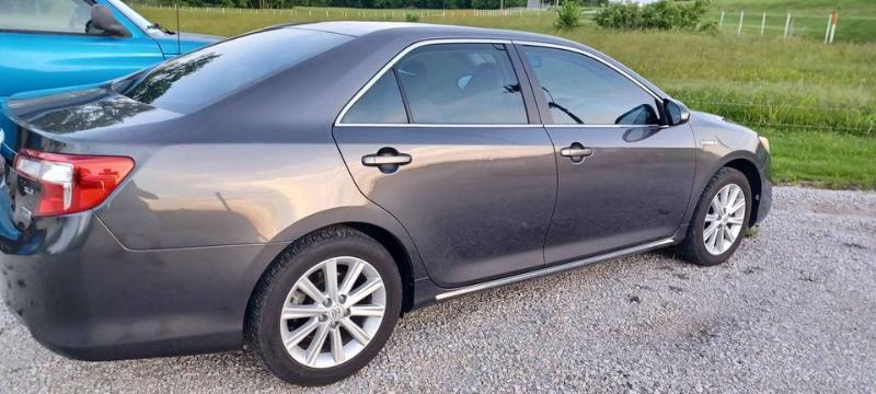 used 2012 Toyota Camry Hybrid car, priced at $8,900