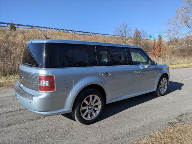 used 2009 Ford Flex car, priced at $5,900