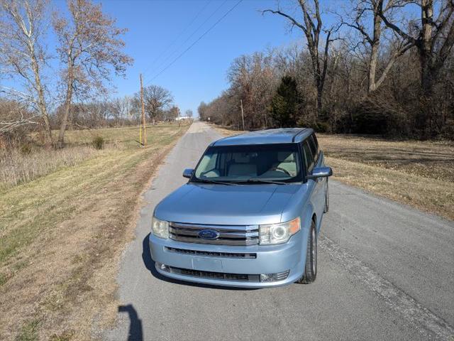 used 2009 Ford Flex car, priced at $5,900