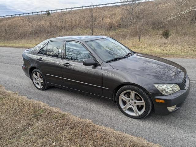 used 2002 Lexus IS 300 car, priced at $8,900