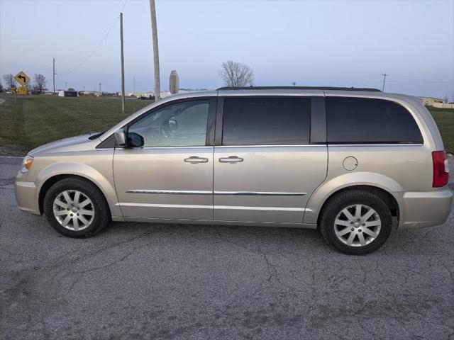 used 2014 Chrysler Town & Country car, priced at $6,900