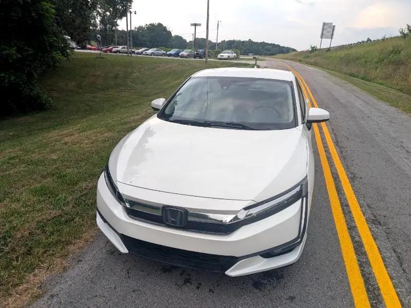used 2018 Honda Clarity Plug-In Hybrid car, priced at $10,900