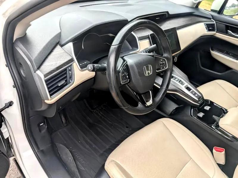 used 2018 Honda Clarity Plug-In Hybrid car, priced at $10,900