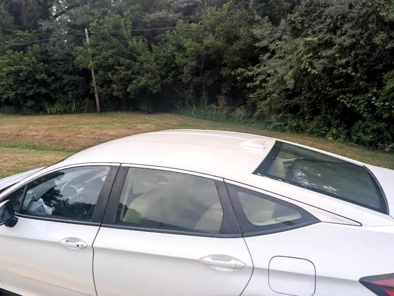 used 2018 Honda Clarity Plug-In Hybrid car, priced at $10,900