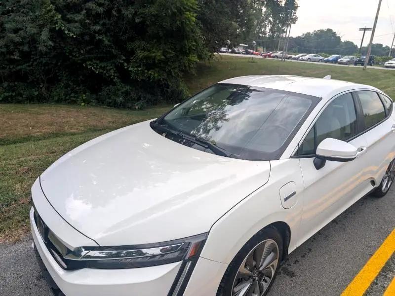 used 2018 Honda Clarity Plug-In Hybrid car, priced at $10,900