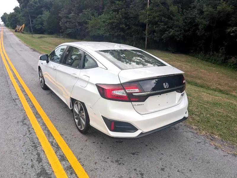 used 2018 Honda Clarity Plug-In Hybrid car, priced at $10,900