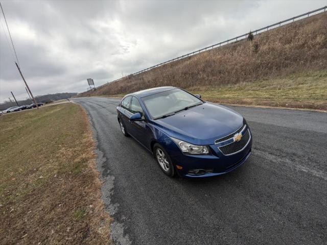 used 2013 Chevrolet Cruze car, priced at $5,900