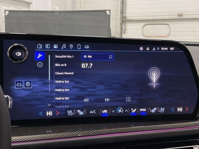 new 2025 Chevrolet Traverse car, priced at $57,594