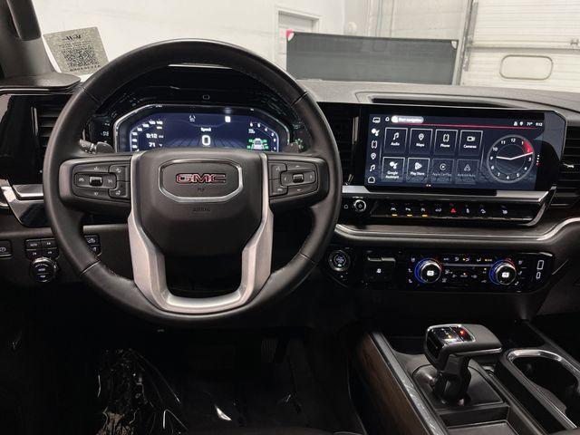 used 2023 GMC Sierra 1500 car, priced at $40,899