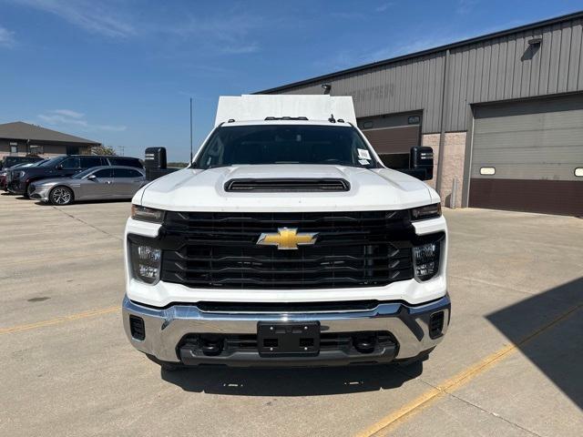 new 2024 Chevrolet Silverado 3500 car, priced at $53,040