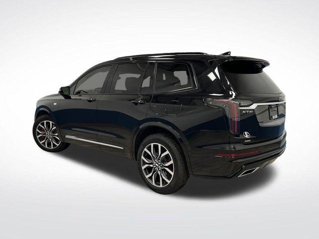 used 2024 Cadillac XT6 car, priced at $47,010