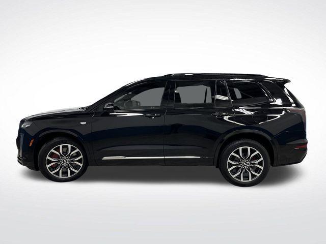 used 2024 Cadillac XT6 car, priced at $47,010