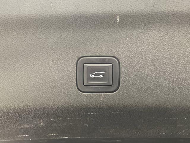 used 2023 GMC Yukon XL car, priced at $63,440