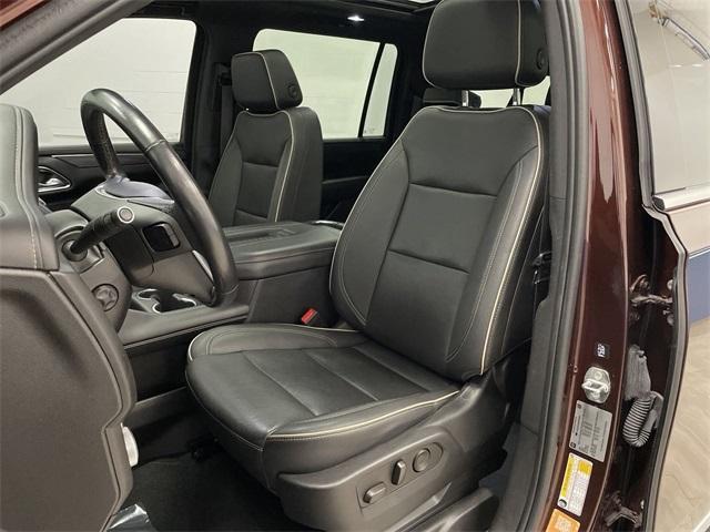 used 2022 GMC Yukon XL car, priced at $50,900