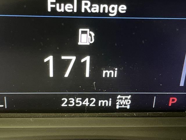 used 2022 Cadillac XT5 car, priced at $34,150