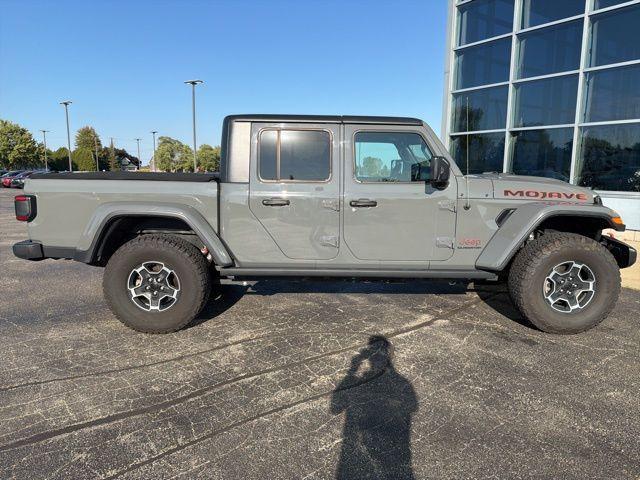 used 2021 Jeep Gladiator car, priced at $33,786