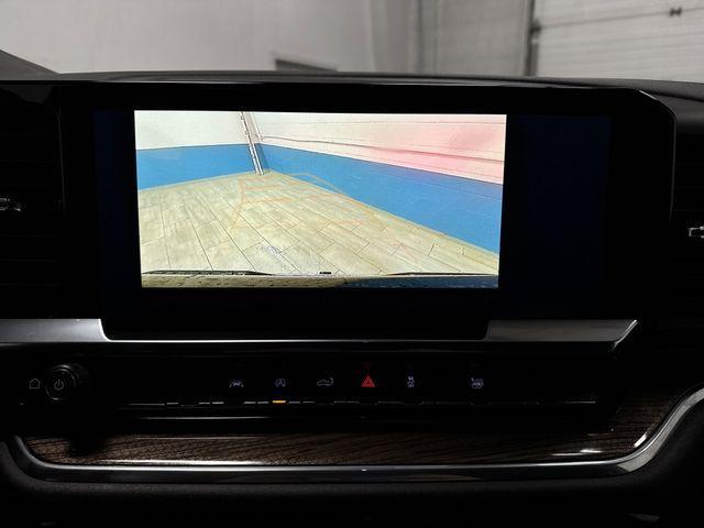 used 2025 Chevrolet Silverado 1500 car, priced at $43,995