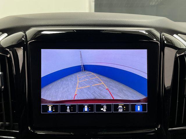 used 2023 Chevrolet Traverse car, priced at $35,810