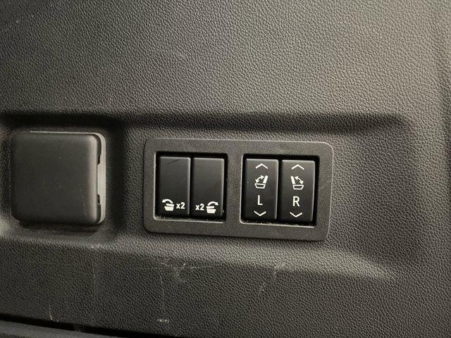 used 2023 GMC Yukon XL car, priced at $61,746