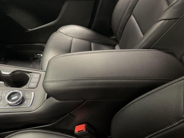 used 2022 Cadillac XT4 car, priced at $28,210