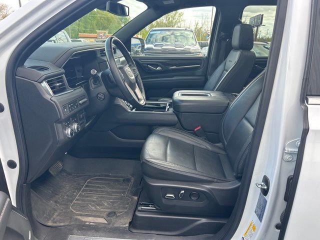 used 2022 GMC Yukon XL car, priced at $52,643