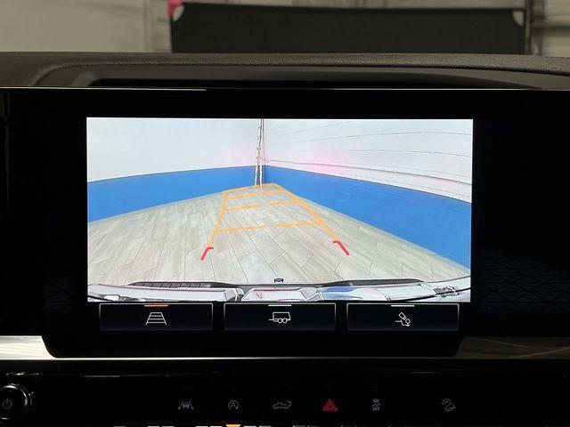 used 2023 GMC Sierra 1500 car, priced at $45,395