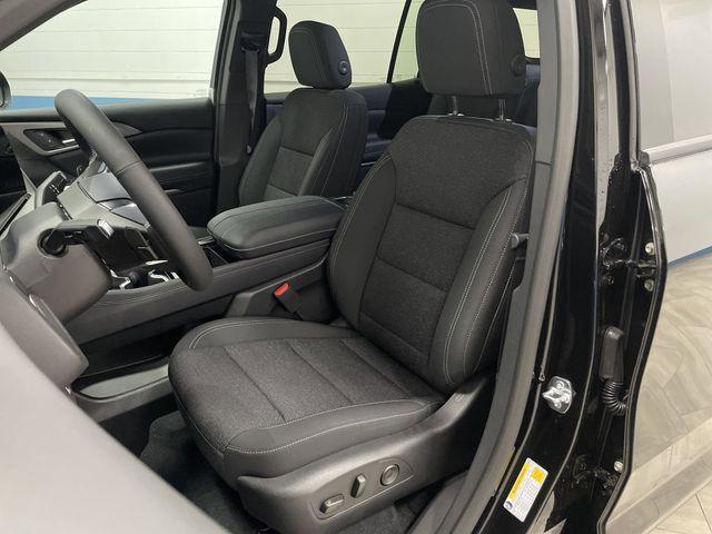 new 2025 Chevrolet Traverse car, priced at $47,279