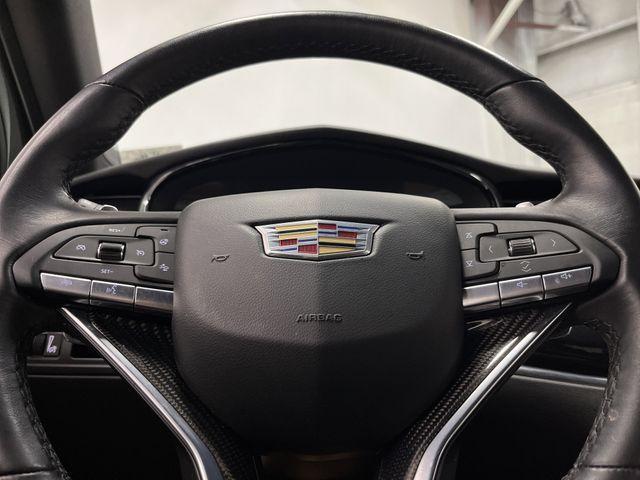 used 2023 Cadillac XT6 car, priced at $39,514