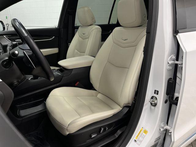used 2023 Cadillac XT6 car, priced at $39,514