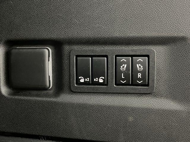 used 2022 GMC Yukon XL car, priced at $48,485
