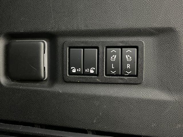 used 2022 GMC Yukon XL car, priced at $56,995