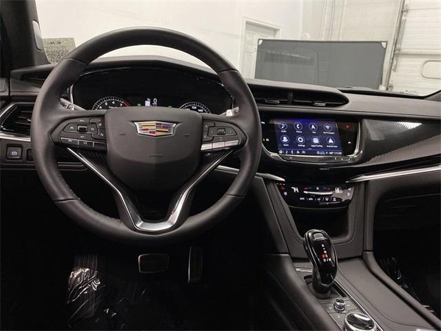 used 2024 Cadillac XT6 car, priced at $52,470