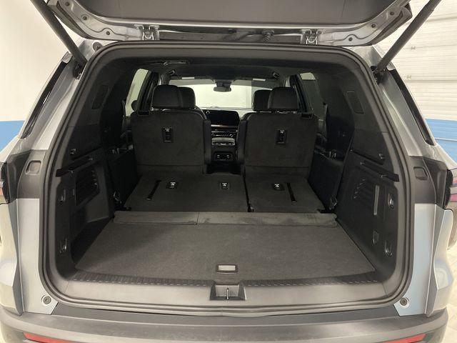 used 2024 Chevrolet Traverse car, priced at $49,717