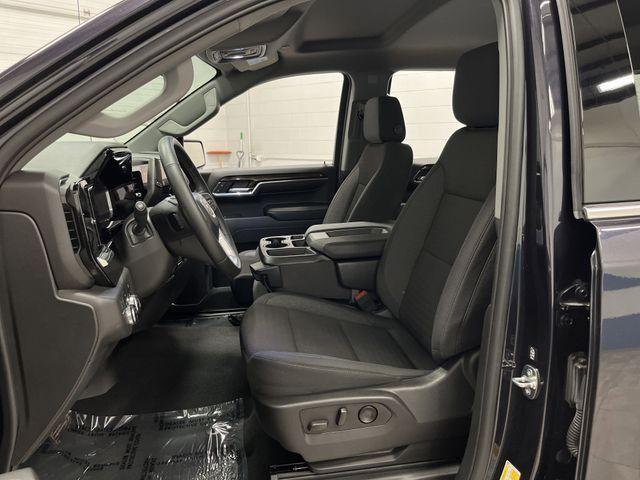 used 2024 GMC Sierra 1500 car, priced at $38,199