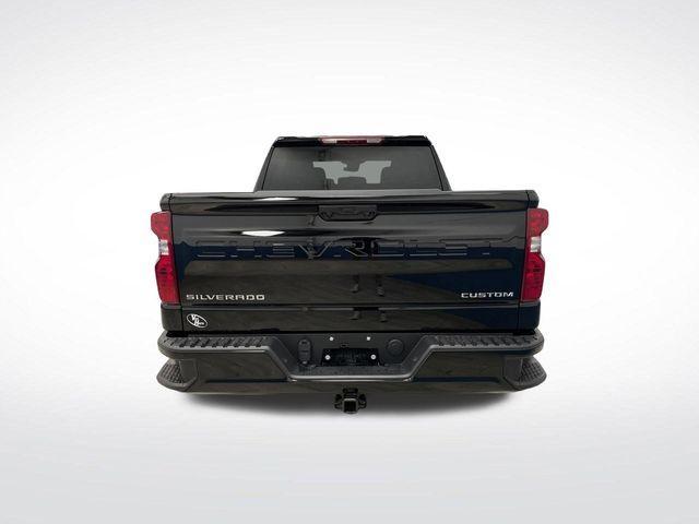new 2025 Chevrolet Silverado 1500 car, priced at $40,671
