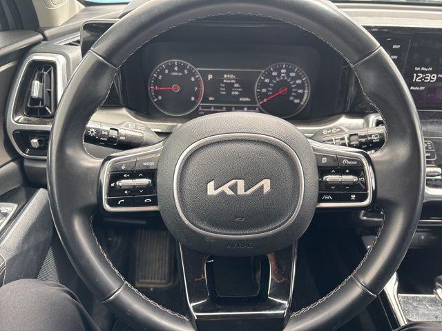 used 2022 Kia Sorento car, priced at $27,586