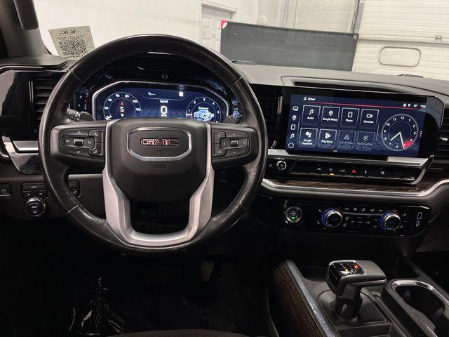 used 2022 GMC Sierra 1500 car, priced at $39,178