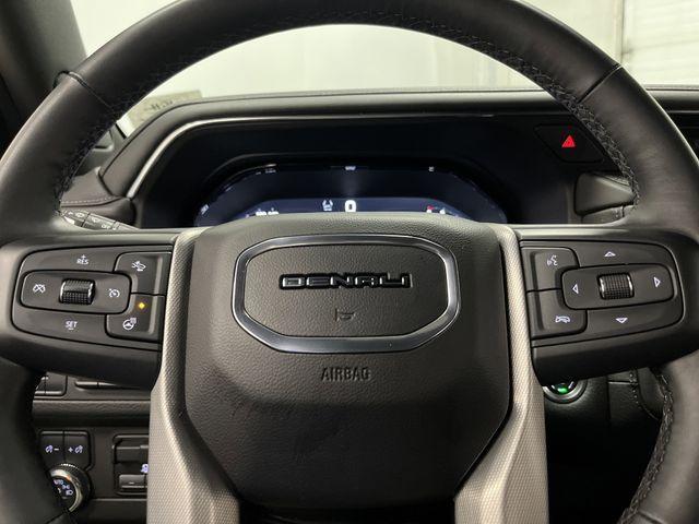 used 2023 GMC Yukon XL car, priced at $61,660