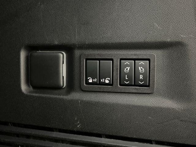 used 2023 GMC Yukon XL car, priced at $61,660