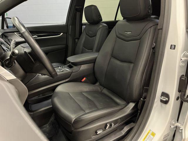 used 2023 Cadillac XT6 car, priced at $36,288