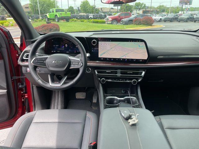 used 2025 Chevrolet Traverse car, priced at $47,985