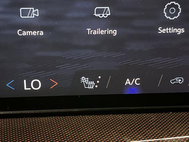 new 2026 Chevrolet Traverse car, priced at $52,686