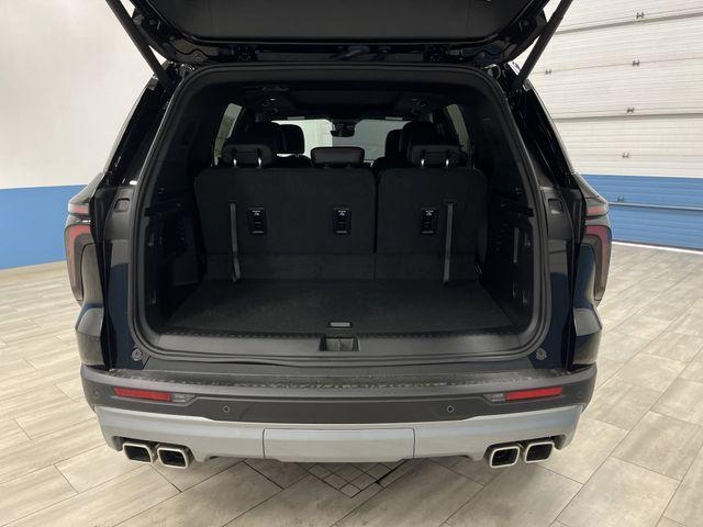 new 2026 Chevrolet Traverse car, priced at $52,686