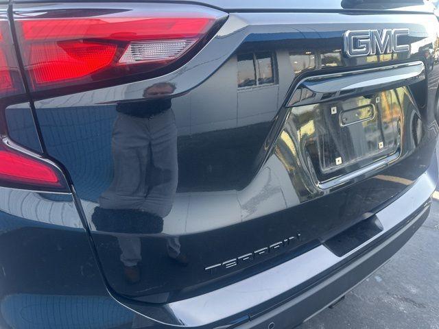 used 2021 GMC Terrain car, priced at $21,174