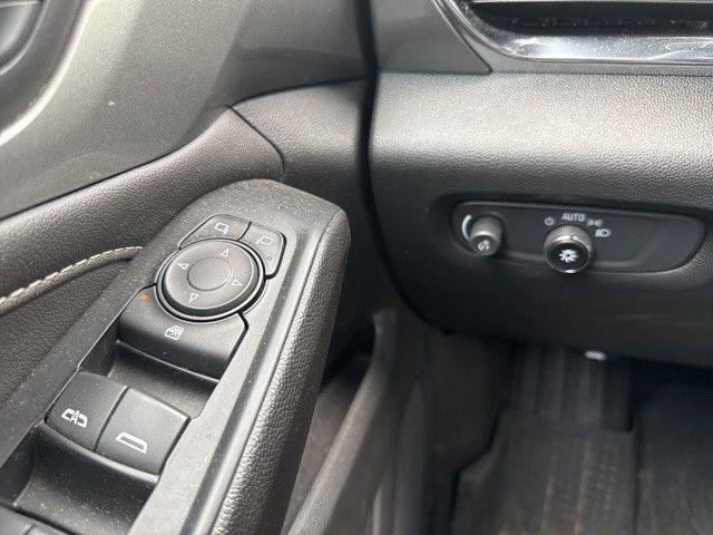 used 2023 Chevrolet Traverse car, priced at $34,695