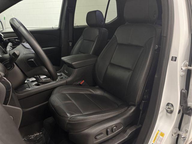 used 2022 Chevrolet Traverse car, priced at $35,145