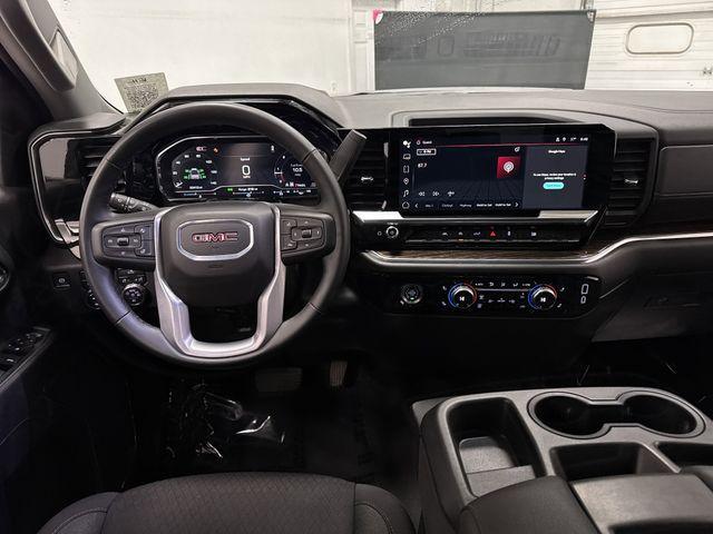 used 2024 GMC Sierra 1500 car, priced at $41,495