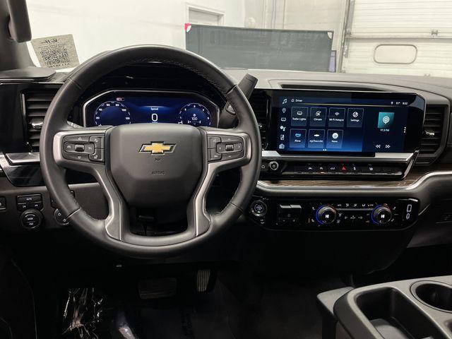 used 2025 Chevrolet Silverado 1500 car, priced at $42,999